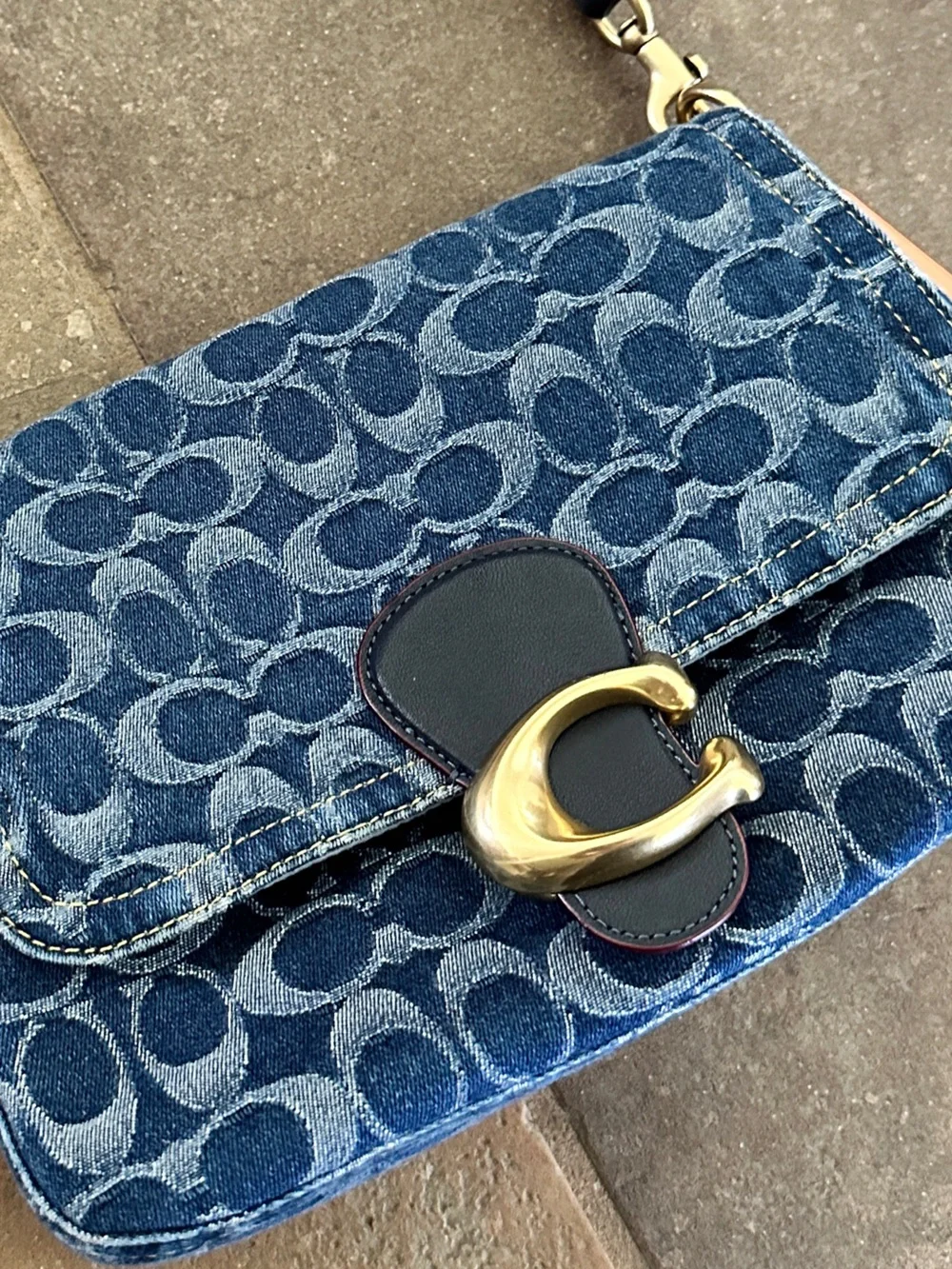 Coach Soft Tabby Shoulder Bag In Signature Denim - Picture 3 of 12